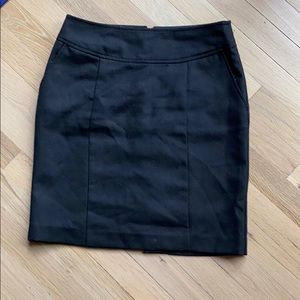 Banana Republic black pencil skirt